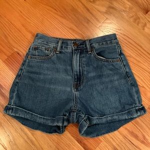 “Mom” Jean shorts